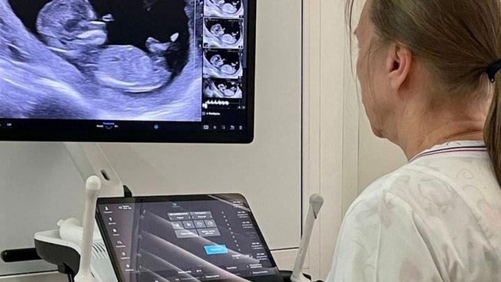 В саратовскую больницу в рамках нацпроекта поступил УЗИ-аппарат экспертного класса