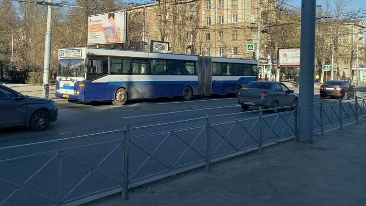 В Саратове изменяется расписание трех автобусных маршрутов