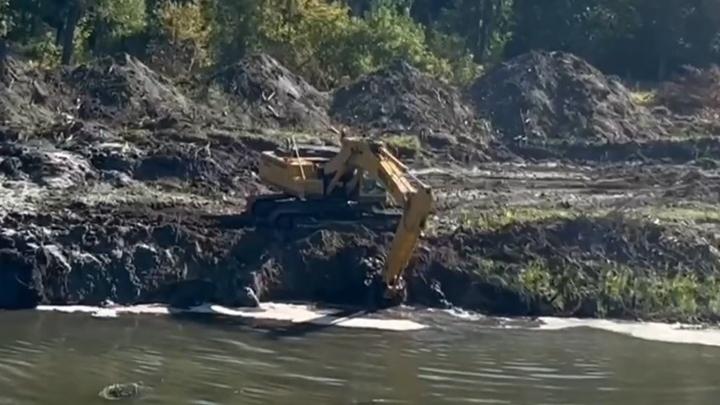 Андрей Воробьев: В Аткарске расчищают русло реки Аткара