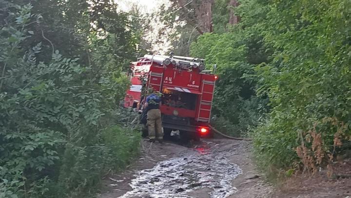 Ночью в Саратове горел двухквартирный дом