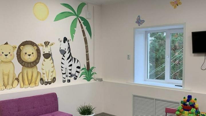 В Лысогорской районной больнице в рамках нацпроекта завершен капитальный ремонт педиатрического отделения