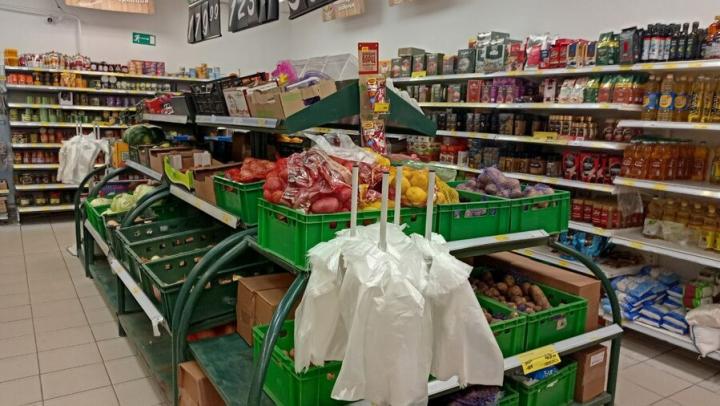 Какие продукты резко подорожали в Саратове на прошлой неделе, а на чём можно сэкономить