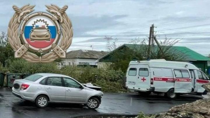 В Балакове автомобиль скорой помощи попал в ДТП с 