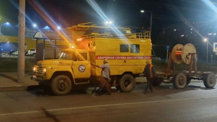 В Энгельсе заменили около 6 км контактной сети троллейбусов