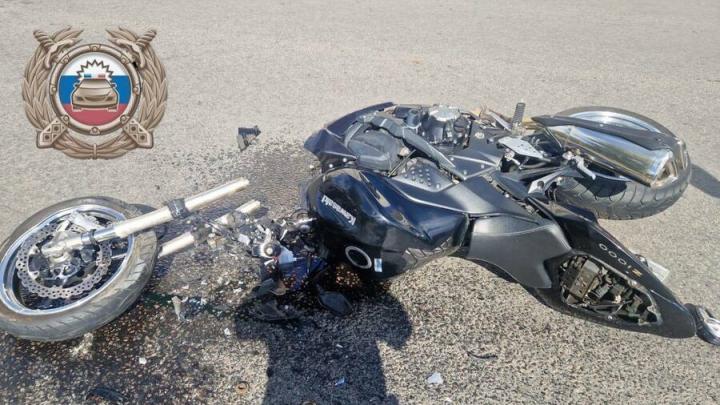 Пожилая автоледи попала в аварию с байкером в Энгельсе