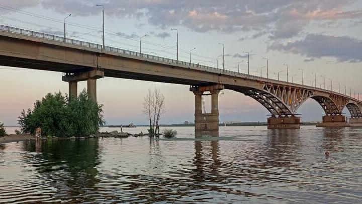 Володин попросил саратовские власти защищать свои проекты и убеждения
