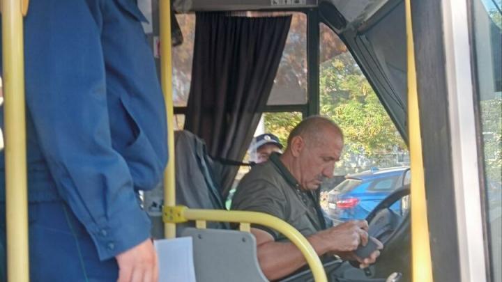 В Энгельсе обнаружен водитель автобуса без прав