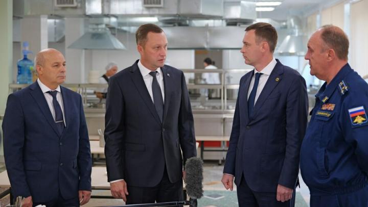 В Саратовской области сделают капремонт в 12 школах 