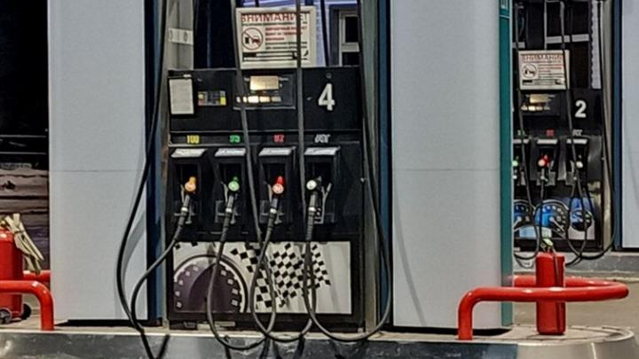 Цены на бензин в Саратовской области: подешевела только одна марка