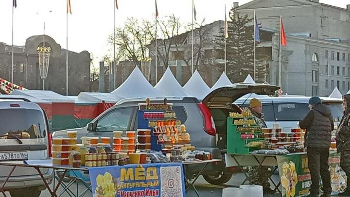 Что купить на субботней ярмарке в Саратове: от рыбы до меда