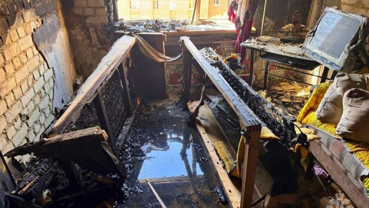 Квартира в девятиэтажке горела на Стрелке в Саратове