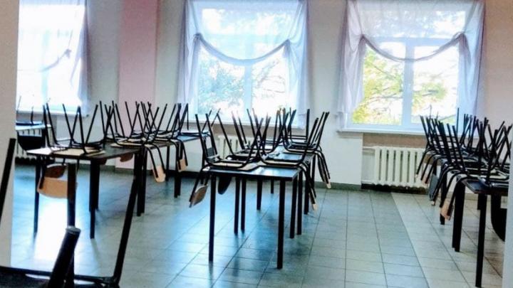 В Саратовской области закрыты на карантин 35 школ и 7 детсадов