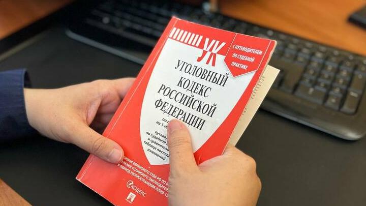 Житель Лысых Гор лишился машины из-за кражи металлических труб