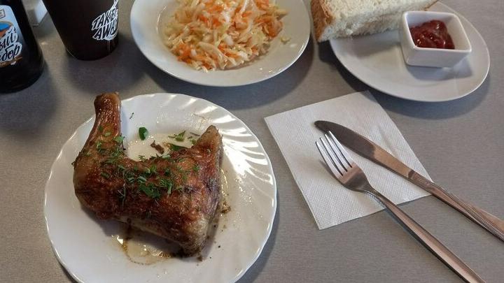 В Александровом Гае школа решила «кинуть» предпринимателя на доставке обедов