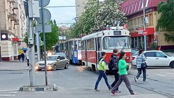 Реконструкция трамвайного маршрута №3 в Саратове отстает от графика