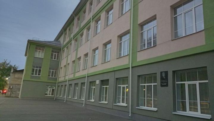 В Саратове отремонтируют ограждения у трех школ и детсада