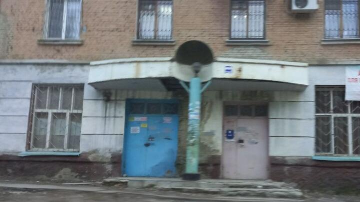 Уголовное дело по аварийному общежитию в Саратове поставлено на контроль в СК РФ