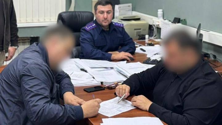 В Саратове полицейский из числа руководства подозревается в мошенничестве