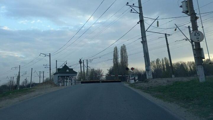В Саратовской области временно закроют два железнодорожных переезда