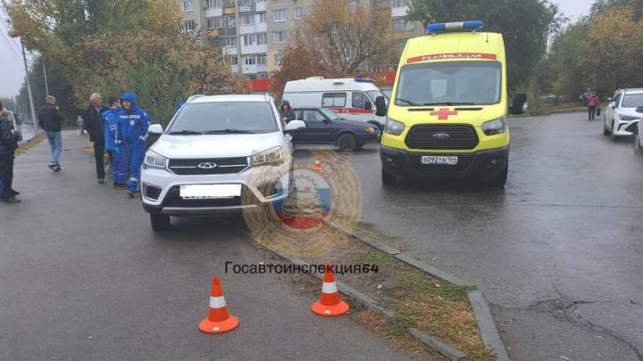Кроссовер без водителя в Саратове насмерть задавил пешехода