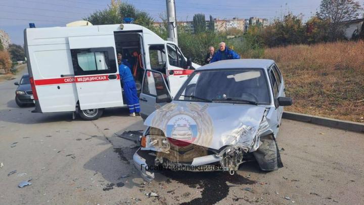 Оба водителя в больнице после ДТП с 