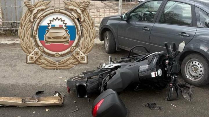 В Энгельсе мотоциклист пострадал в ДТП с 