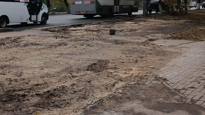 В Энгельсе продолжают демонтировать незаконные ларьки