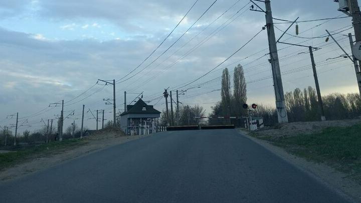 В Заводском районе Саратова временно закроют переезд