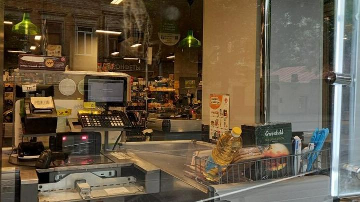 Саратовская область заняла 10 место в ПФО по уровню зарплат в розничной торговле