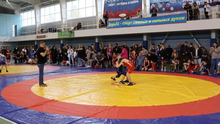 Турнир «Дружба» по греко-римской борьбе прошел в Балашове