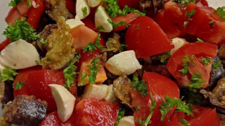 Помидоры, бананы и яйца взлетели в цене в Саратовской области