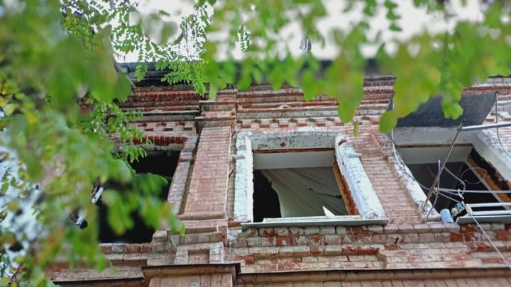 В Волжском районе Саратова снесут два аварийных дома
