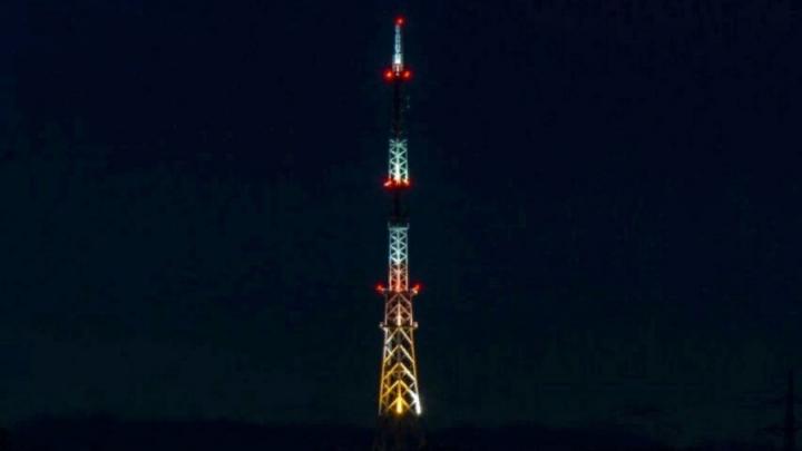 Саратовская телебашня поздравит с юбилеем Волонтеров Победы