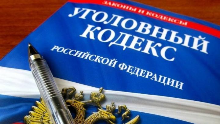 Жительница Калининского района избила кабель-каналом мужчину