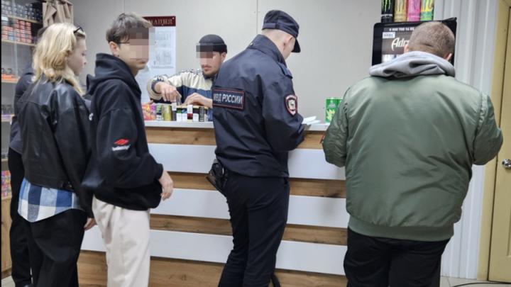 В двух торговых точках Энгельса нашли контрафактные вейпы