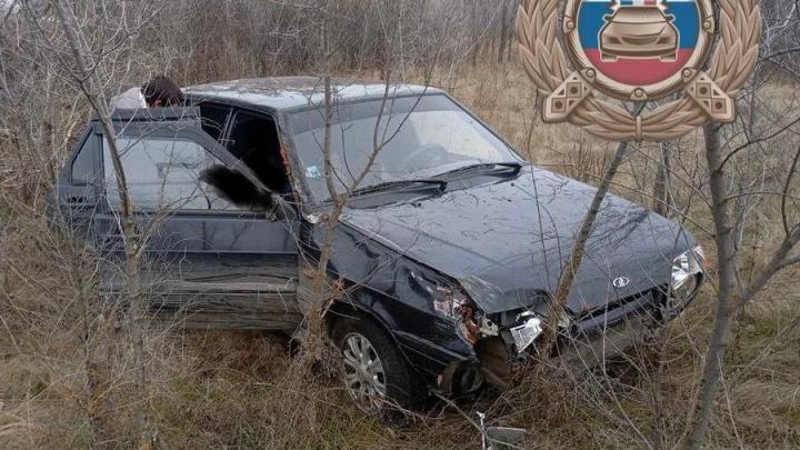 Водитель почувствовал недомогание, съехал с дороги и погиб у саратовской ж/д станции