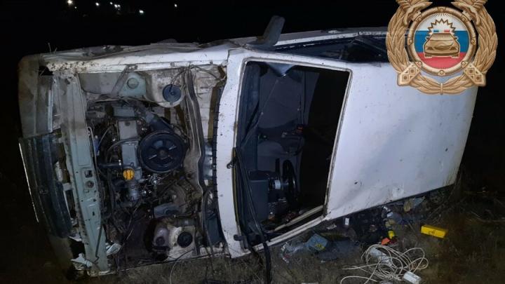 Ночью в саратовском селе перевернулась 