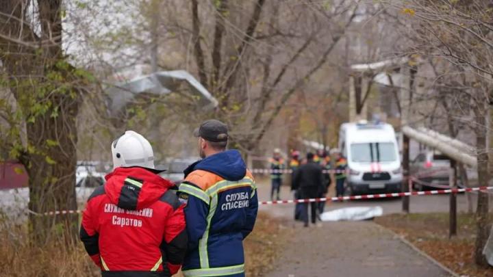 Атака БПЛА в Саратове: были выбиты окна в домах Заводского района, есть пострадавшая