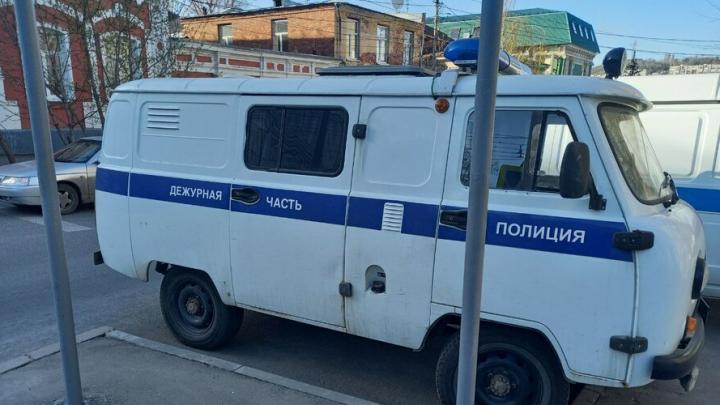 Под Саратовом мигрант подкупил полицейского