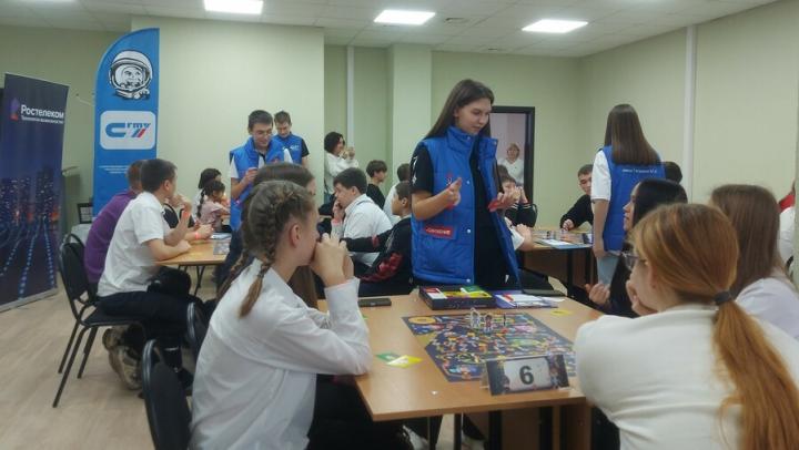 Для саратовских школьников провели игру «Безопасный интернет»