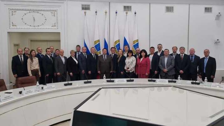 Награды нашли героев