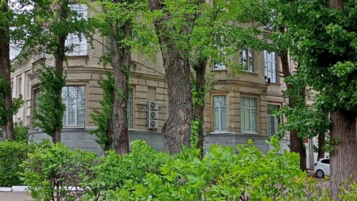 Программу благоустройства территорий больниц в Саратовской области расширят