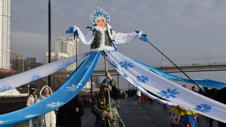 В Саратове открыли отремонтированный участок набережной с праздником для жителей