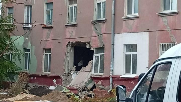В Саратове досрочно расселят аварийный дом на Крымской после обрушения стены