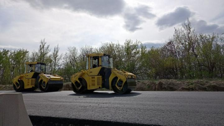 На ремонт участка дороги под Саратовом направят почти миллиард рублей