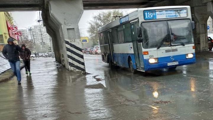 В Саратове несколько автобусов и троллейбус изменили схему движения