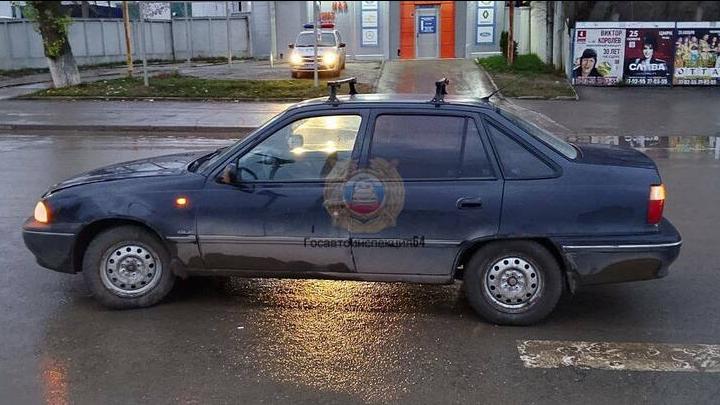 На Сокурском тракте в Саратове иномарка сбила пешехода