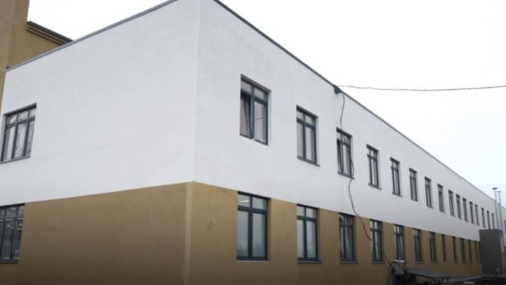 В Энгельсе завершается строительство поликлиники на Шуровой горе