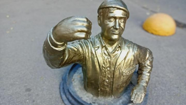 В Саратове закупают спецодежду и обувь для работников «Водоканала» на 18 млн рублей