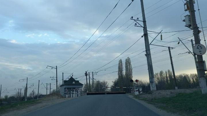 В Гагаринском районе Саратова закроют железнодорожный переезд
